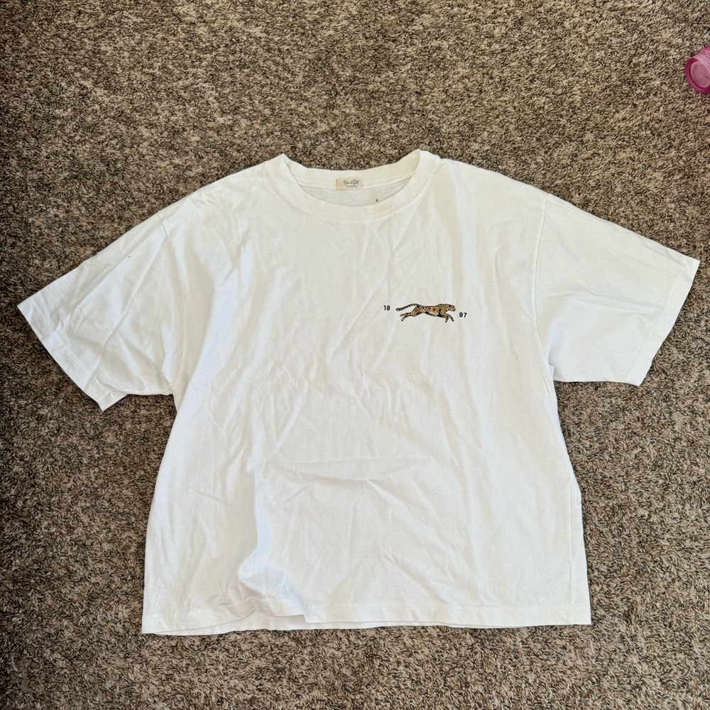 Brandy Melville tshirt